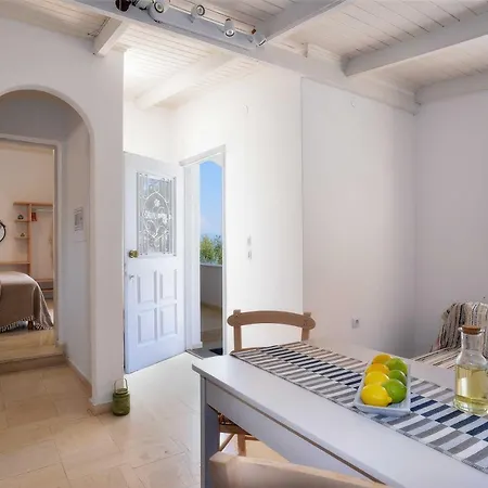 New! Paxoswhite Sea View Apartments & Studios! Gaios Exterior photo