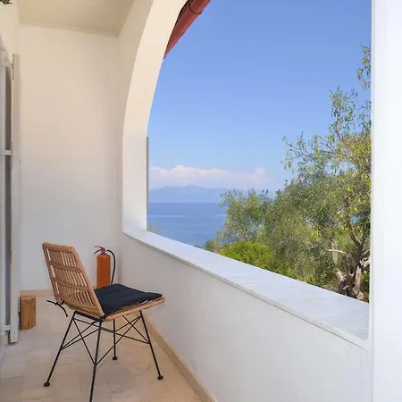 New! Paxoswhite Sea View Apartments & Studios! Gaios Exterior photo