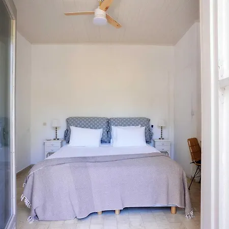 New! Paxoswhite Sea View Apartments & Studios! Gaios Exterior photo