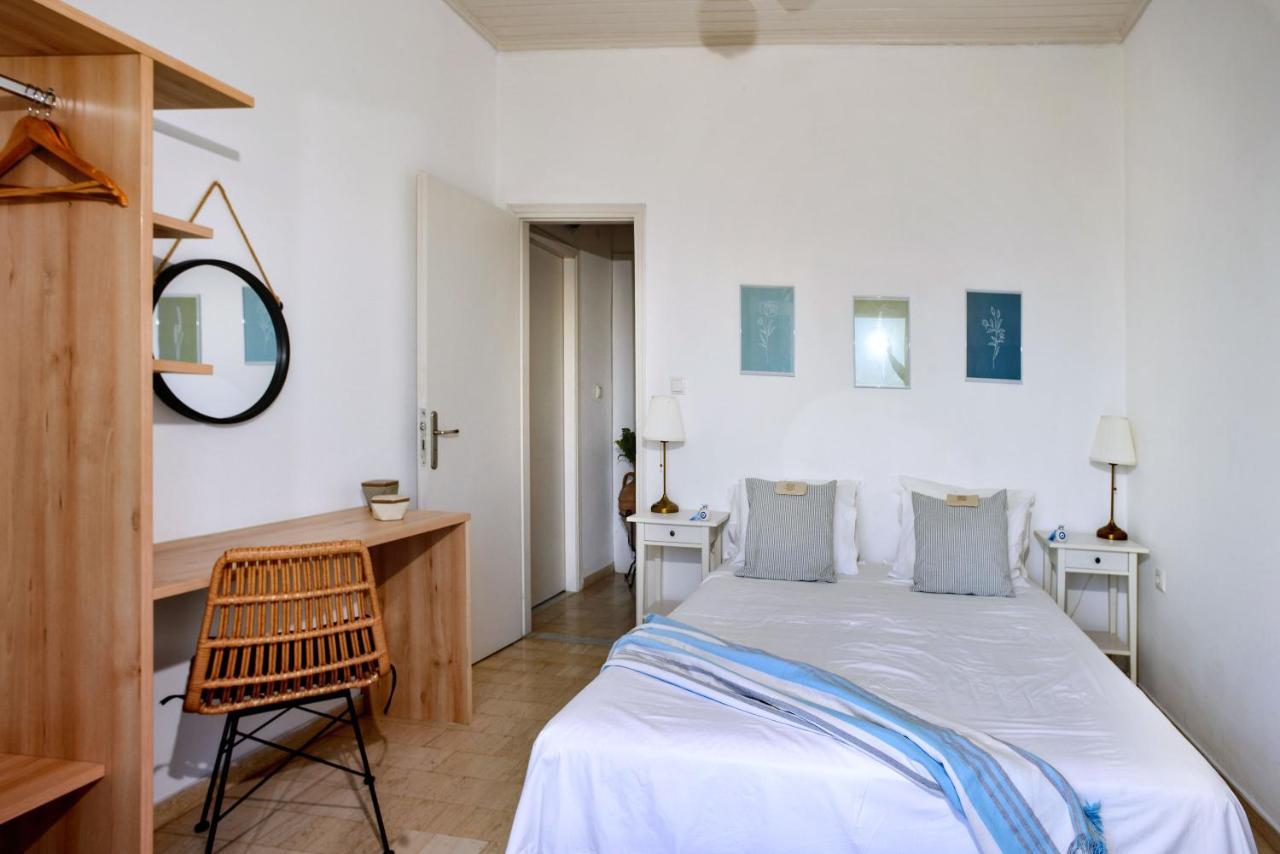New! Paxoswhite Sea View & Studios! Apartment